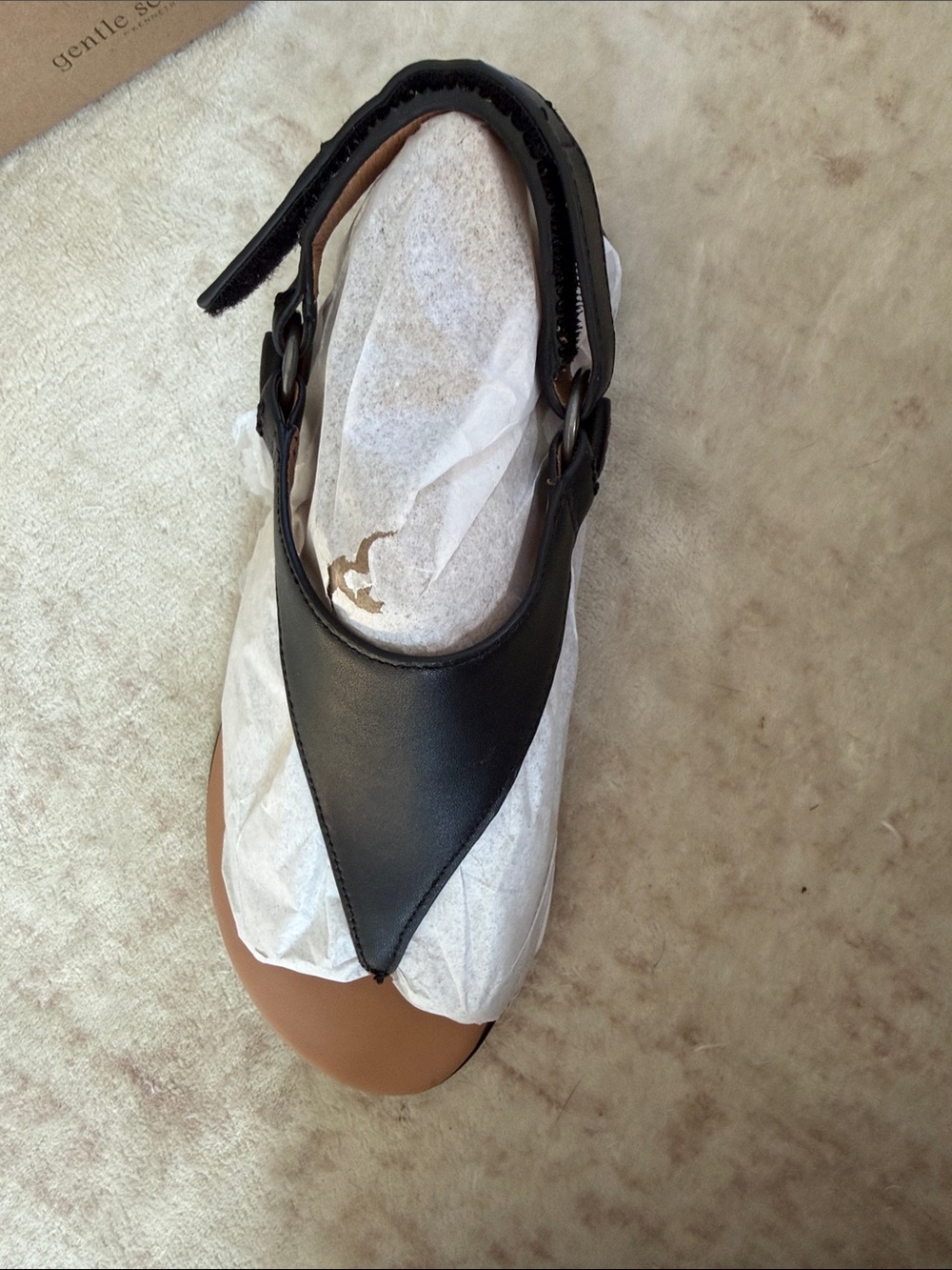 Kenneth Cole Black Pointed Thong Slingback Sandals - Picture 10 of 12